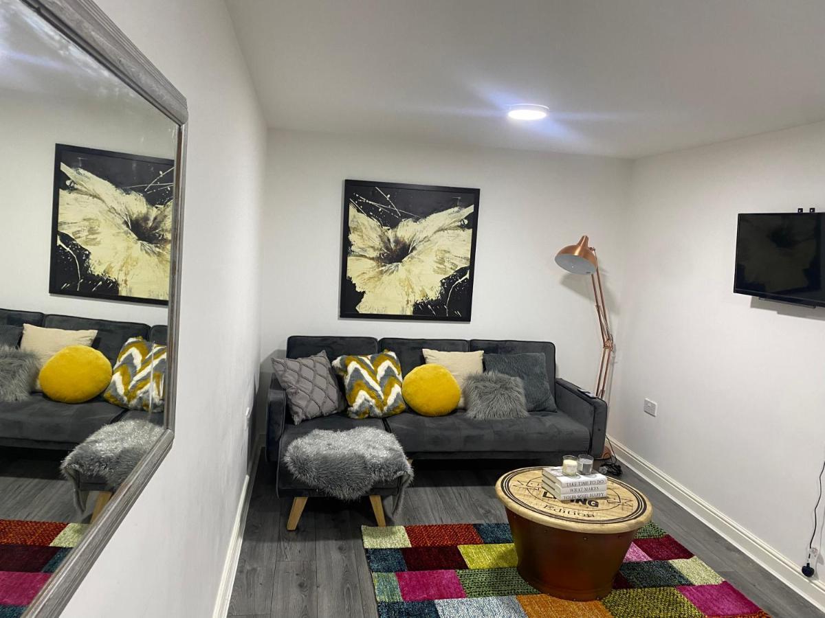 The Wells Apartment 2 Birmingham Esterno foto